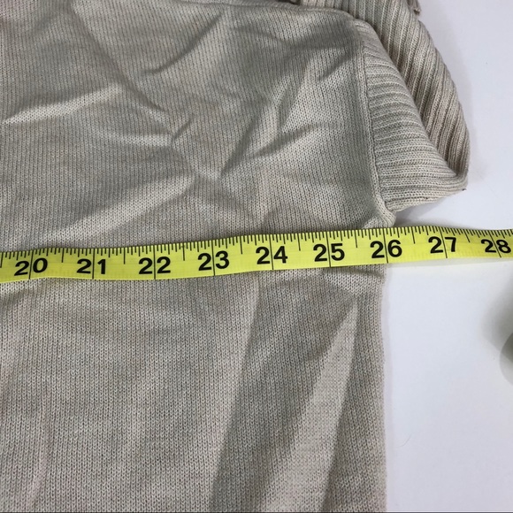 Quinn Center Seam V-Neck Tan Striped Sweater Sz S - Picture 6 of 7